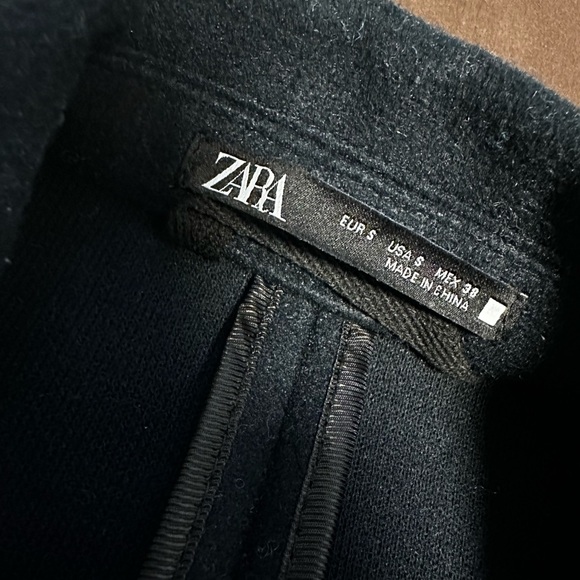 ZARA Coat, Barely Used - Picture 2 of 3